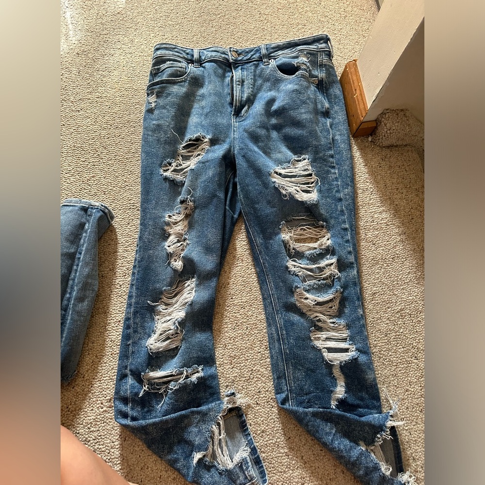 American Eagle baggy extra distressed jeans size 10